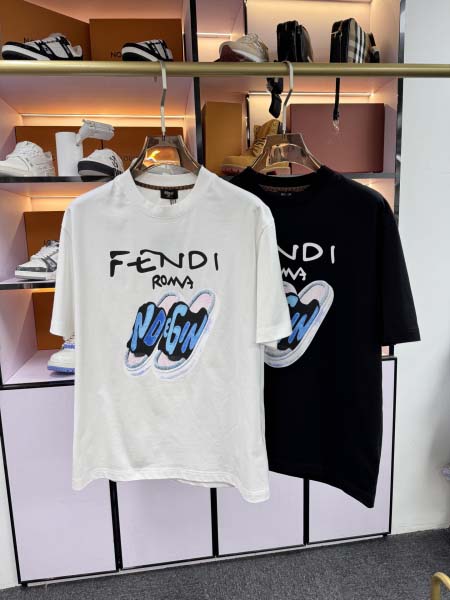 2025年5月22日入荷新作FENDI半袖Tシャツ 原版复刻...