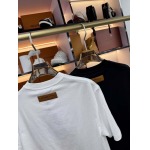 2025年5月22日入荷新作Louis Vuitton半袖Tシャツ 原版复刻高級品香港の会社超厳選★入手困難/誕生日プレゼント/yinx工場