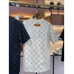 2025年5月22日入荷新作Louis Vuitton半袖Tシャツ 原版复刻高級品香港の会社超厳選★入手困難/誕生日プレゼント/yinx工場