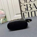 2025年5月28日入荷新作 新品2025春夏  Gucci SIZE:18.5x20x8.5cm  お安い/人気/本革 バッグ/XX工場