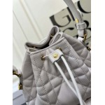 2025年5月28日入荷新作Dior caro  SIZE:20x24x9CM お安い/人気/本革 バッグ/XX工場