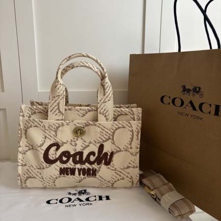 2025年5月28日入荷新作 COACH  斜め下げ バッグ...