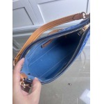 2025年5月28日入荷新作 【新品】COACH LAUREL CY702 SIZE:28-18-11cm  お安い/人気/本革 バッグ/XX工場