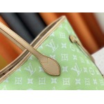 2025年5月28日入荷Louis Vuitton バッグM40995  Neverfull SIZE：32x29x17 人気の新作/誕生日プレゼント/ZC工場
