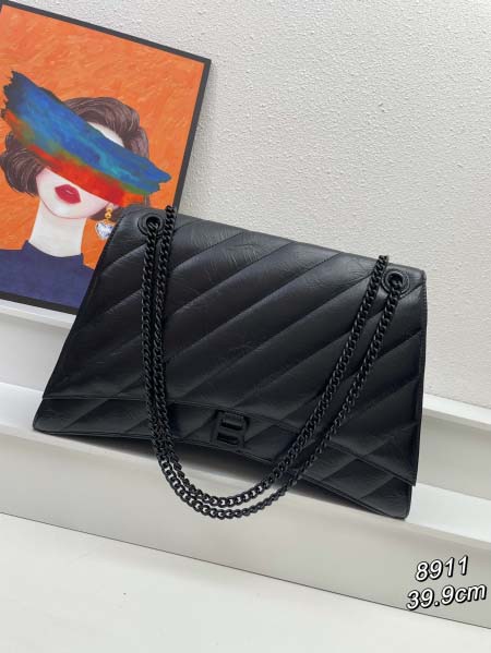 2025年5月29日入荷新作 Balenciaga  cru...