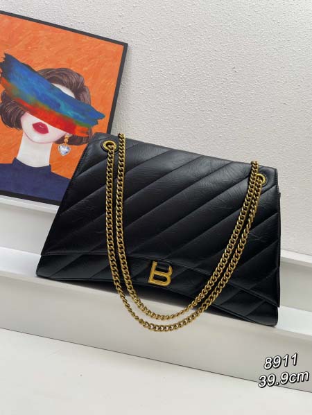 2025年5月29日入荷新作 Balenciaga  cru...