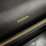 2025年5月29日入荷新作 Balenciaga crush  SIZE： 31x 20x 10cm  SIZE： 40× 25× 13cm    お安い/人気/革/バッグ/XX工場