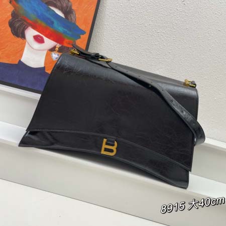 2025年5月29日入荷新作 Balenciaga crus...
