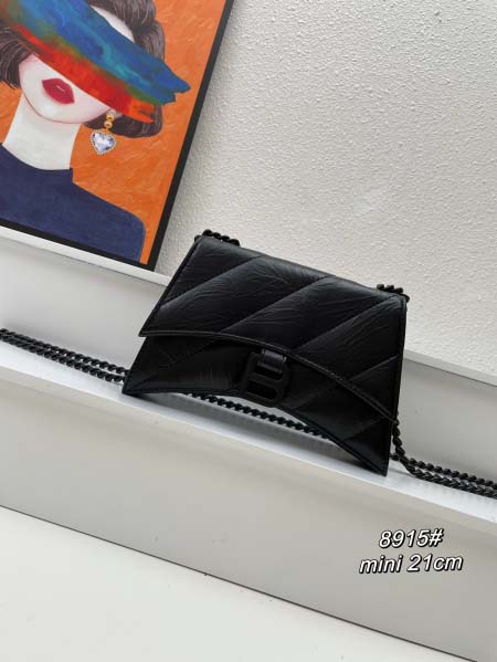 2025年5月29日入荷新作 Balenciaga Crus...