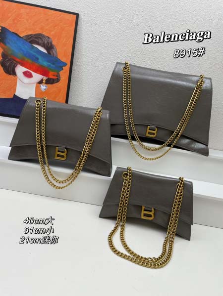 2025年5月29日入荷新作Balenciaga crush...