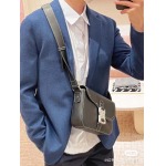 2025年5月29日入荷新作P260Dior SIZE：23 x 18 x 6 CM お安い/人気/革/バッグ/XX工場