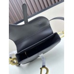 2025年5月29日入荷新作 Soft Saddle Dior  SIZE:24x20x7CM お安い/人気/革/バッグ/XX工場