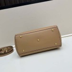 2025年5月29日入荷新作VALENTINO GARAVANI ANTIBES SIZE: 22X 19X 12CM お安い/人気/革/バッグ/XX工場