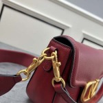 2025年5月29日入荷新作 VALENTINO GARAVANI ALLTIME SIZE：23.5 x18 x 8 CM お安い/人気/革/バッグ/XX工場