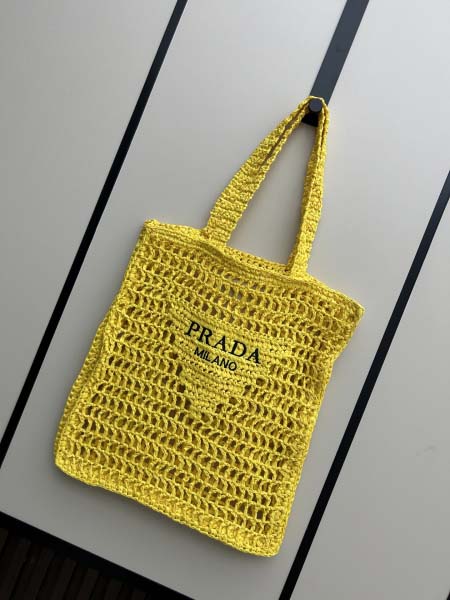 2025年5月29日入荷新作P210 Prada SIZE：...