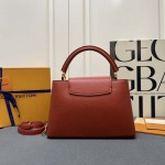 2025年5月29日入荷新作Louis Vuitton  M12938 M12937Capucines ChainOnYou Taurillon SIZE::27×18×9cmSIZE::31.5×20×11cmお安い/人気/革/バッグ/X