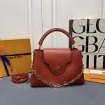2025年5月29日入荷新作Louis Vuitton  M12938 M12937Capucines ChainOnYou Taurillon SIZE::27×18×9cmSIZE::31.5×20×11cmお安い/人気/革/バッグ/X