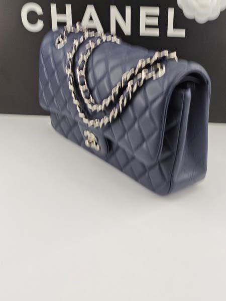 2025年6月5日入荷新作Chanel  A01112 SIZE:：25.5*15.5*6.5  お安い/人気/革/バッグ/SY工場