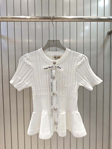 2025年6月9日入荷春夏新作Miumiuニット ファッション/誕生日プレゼント/贈り物 can工場