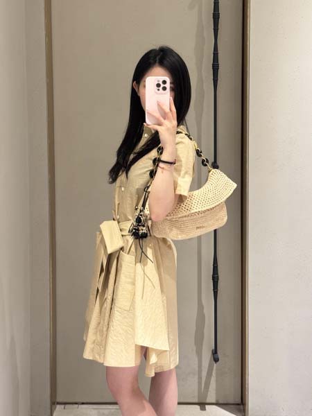 2025年6月10日入荷春夏新作Loeweワンピースファッション/誕生日プレゼント/贈り物 can工場