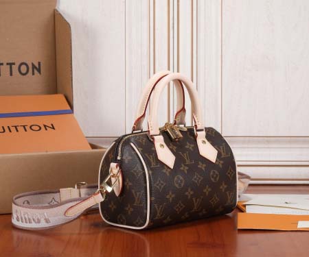 2025年6月26日入荷Louis Vuitton バッグSpeedy Bandoulire 20 Monogram Speedy Monogram :M46222:20CMx13CMx12CM 高品質人気の新作/誕生日プレゼント/SQ工場
