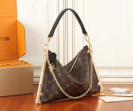 2025年6月26日入荷Louis Vuitton バッグLucky Trunk 2024 Monogram :M12075:38CMx23CMx1CM 高品質人気の新作/誕生日プレゼント/SQ工場
