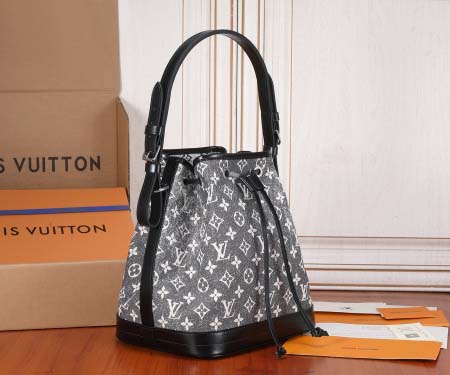 2025年6月26日入荷Louis Vuitton バッグPetit No Monogram D :M21461:25CMx28.5CMx20CM 高品質人気の新作/誕生日プレゼント/SQ工場