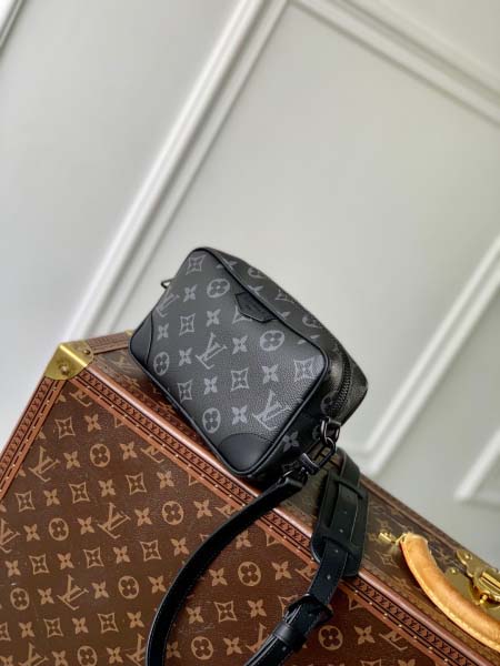 2025年6月26日入荷Louis Vuitton バッグ Trocadro Monogram Eclipse Monogram Eclipse :M14253:20CMx13CMx6.5CM 高品質人気の新作/誕生日プレゼント/SQ工場