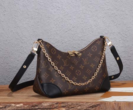 2025年6月26日入荷Louis Vuitton バッグBoulogne Monogram iPhone 12 Pro Monogram :M45831:29CMx16CMx9.5CM 高品質人気の新作/誕生日プレゼント/SQ工場