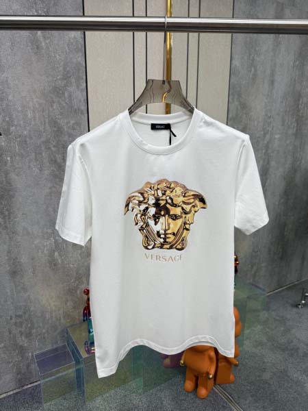2025年6月2日入荷新作Versace半袖 Tシャツ高級品...
