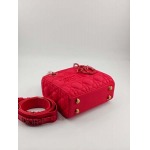 2025年6月5日入荷新作17CMx15CMx7CM  Lady Dior  お安い/人気/革/バッグ/SY工場