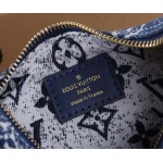 2025年6月26日入荷Louis Vuitton バッグLoop 2022 Cruise Monogram LV Circle M81166:23CMx13CMx6CM 高品質人気の新作/誕生日プレゼント/SQ工場