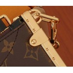 2025年6月26日入荷Louis Vuitton バッグLucky Trunk 2024 Monogram :M12075:38CMx23CMx1CM 高品質人気の新作/誕生日プレゼント/SQ工場