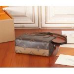 2025年6月26日入荷Louis Vuitton バッグ OnTheGo Monogram Monogram :M46839:18CMx15CMx8.5CM 高品質人気の新作/誕生日プレゼント/SQ工場
