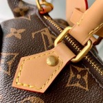 2025年6月26日入荷Louis Vuitton バッグ Pooch Bag Monogram LV Lovers Pharrell Williams Monogram LV Lovers :M12617:28CMx19CMx18CM 高
