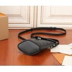 2025年6月26日入荷Louis Vuitton バッグEnvelope Pouch Monogram Eclipse Monogram Eclipse :M11613:12.5CMx18CMx8.5CM 高品質人気の新作/誕生日プレゼン