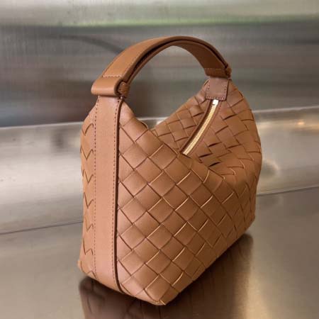 2025年7月7日入荷新作 Bottega VenetaWallace   754443  intrecciato bottega   SIZE:22x13x9.5極品/正規品同様/人気/革/バッグ/AJ工場