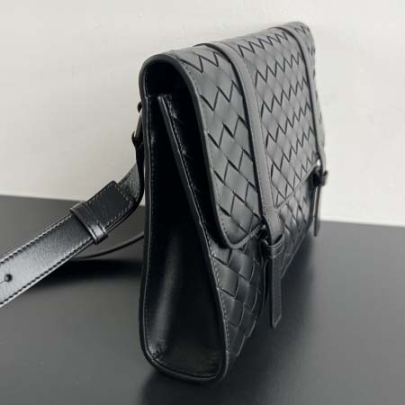 2025年7月7日入荷新作 Bottega Veneta 新作 815785    SIZE:30x21x6.6極品/正規品同様/人気/革/バッグ/AJ工場
