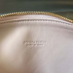 2025年7月7日入荷新作 Bottega VenetaWallace   754443  intrecciato bottega   SIZE:22x13x9.5極品/正規品同様/人気/革/バッグ/AJ工場