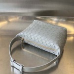 2025年7月7日入荷新作 Bottega VenetaWallace   754443  intrecciato bottega   SIZE:22x13x9.5極品/正規品同様/人気/革/バッグ/AJ工場