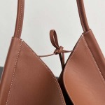 2025年7月8日入荷新作#Bottega Veneta   2023  799522  30x26x2   極品/正規品同様/人気/革/バッグ/AJ工場