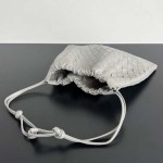 2025年7月8日入荷新作#Bottega Veneta     Dustbag 796728   32x23 極品/正規品同様/人気/革/バッグ/AJ工場