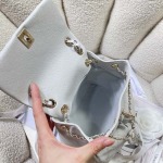 2025年7月17日入荷新作シャネル バッグ最高級品23P 3860  Size:20.5*20*12cm恋人プレゼント/誕生日/母の日/母のひプレゼント/お祝い女性結婚祝い/KK工場