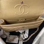 2025年7月17日入荷新作シャネル バッグ最高級品Chanel  Classic Flap Bag  A01112 Medium   Size: 15.5x25.5x6.5cm恋人プレゼント/誕生日/母の日/母のひプレゼント/お祝い女性結