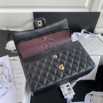 2025年7月17日入荷新作シャネル バッグ最高級品Chanel  Classic Flap Bag  A01112   Medium   Size: 15.5x25.5x6.5cm恋人プレゼント/誕生日/母の日/母のひプレゼント/お祝い女