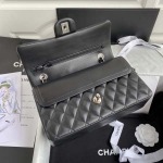 2025年7月17日入荷新作シャネル バッグ最高級品Chanel  Classic Flap Bag  A01112   Medium   Size: 15.5x25.5x6.5cm恋人プレゼント/誕生日/母の日/母のひプレゼント/お祝い女