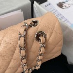 2025年7月17日入荷新作シャネル バッグ最高級品Chanel  Classic Flap Bag  A01112   Medium   Size: 15.5x25.5x6.5cm恋人プレゼント/誕生日/母の日/母のひプレゼント/お祝い女
