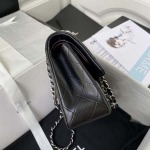 2025年7月17日入荷新作シャネル バッグ最高級品Chanel  Classic Flap Bag  A01113  Medium   Size: 23cm恋人プレゼント/誕生日/母の日/母のひプレゼント/お祝い女性結婚祝い/KK工場