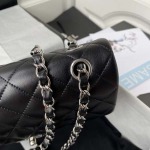 2025年7月17日入荷新作シャネル バッグ最高級品黑色 Chanel  Classic Flap Bag  A01113。  Medium   Size: 23cm恋人プレゼント/誕生日/母の日/母のひプレゼント/お祝い女性結婚祝い/KK
