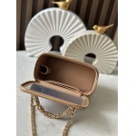 2025年7月17日入荷新作シャネル バッグ最高級品Chanel24B 66025  Size:17*9.5*8恋人プレゼント/誕生日/母の日/母のひプレゼント/お祝い女性結婚祝い/KK工場
